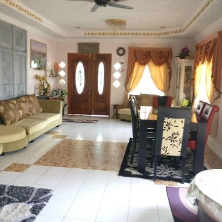 Love Homestay Ct Kangar Exteriér fotografie