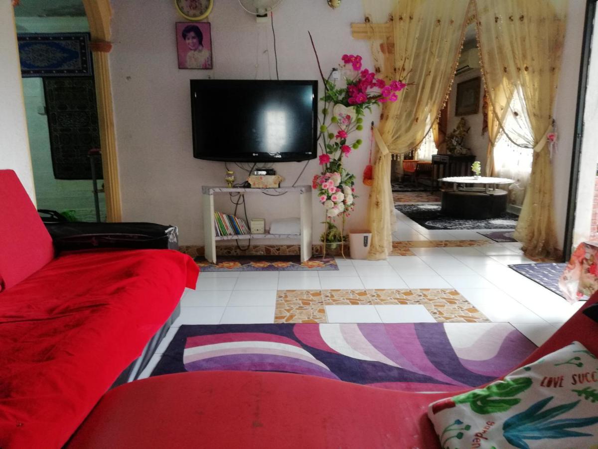 Love Homestay Ct Kangar Exteriér fotografie