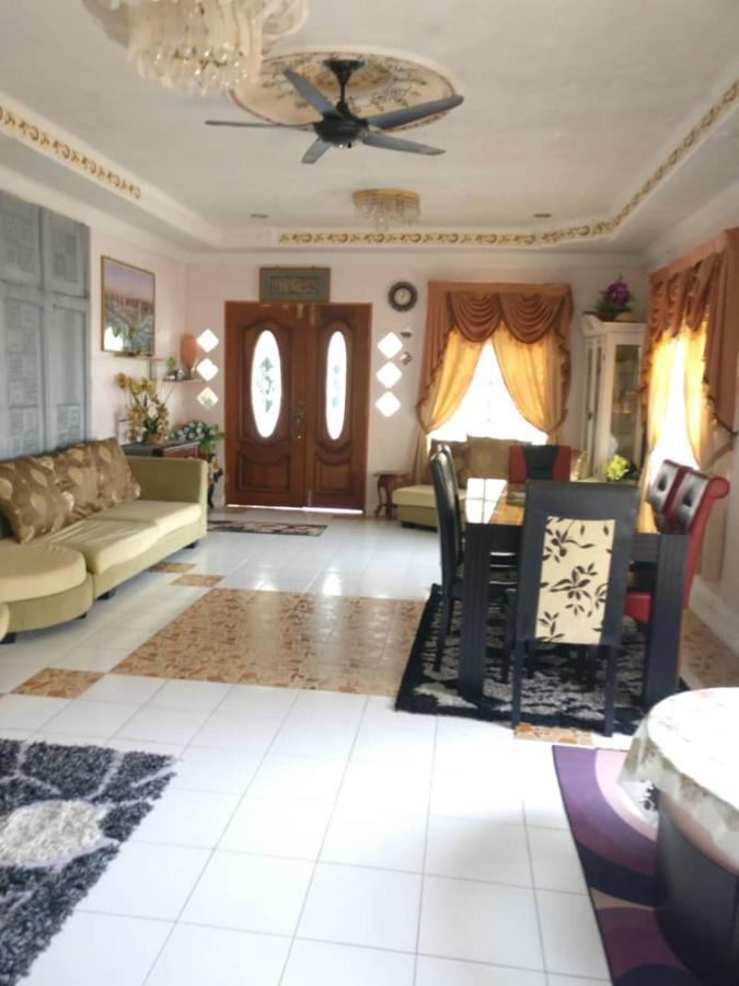 Love Homestay Ct Kangar Exteriér fotografie