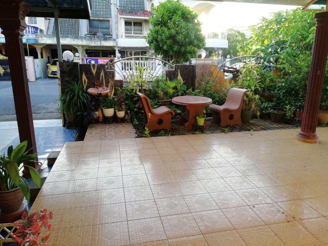 Love Homestay Ct Kangar Exteriér fotografie